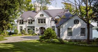 Lakeside Manor